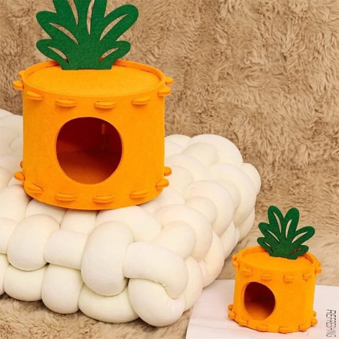 Cozy Felt Cottage Tunnel for Guinea Pigs, Hamsters & Small Pets - Image 2